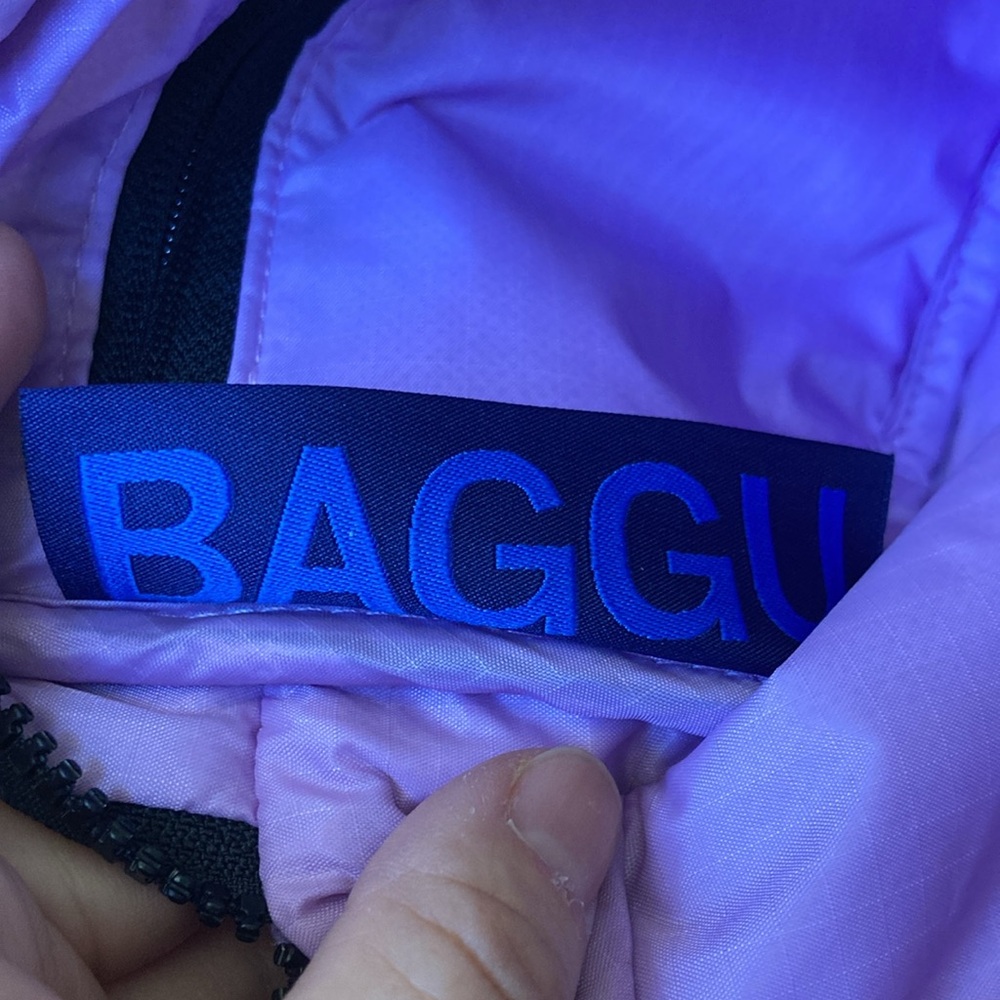 BAGGU Puffy Fanny pack Crossbody Bag in Lavender Lilac - Picture 10 of 13